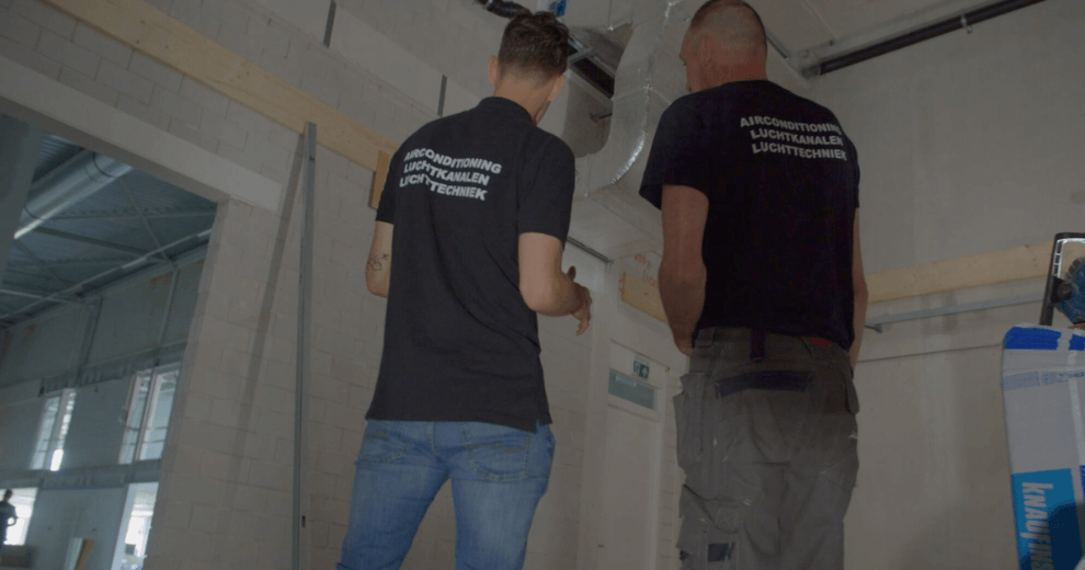 Monteurs aan het werk bij Diversey Breukelen